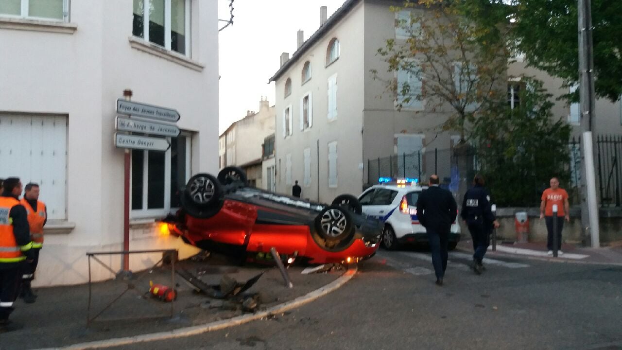 Cahors : Accident spectaculaire rue Puget – Medialot