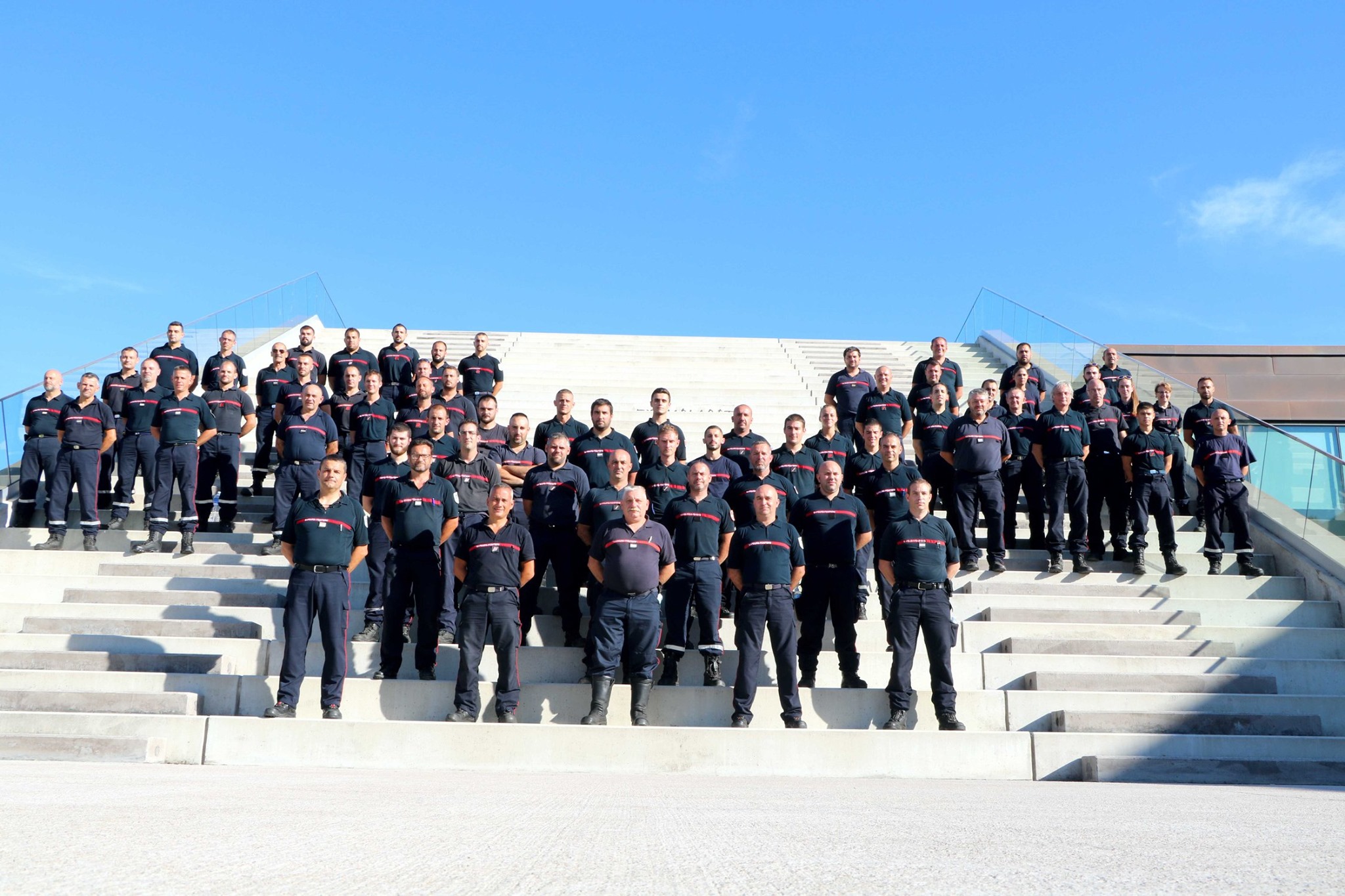 Pompiers Du Lot D Part Dune Nouvelle Colonne De Renfort Feu De For T