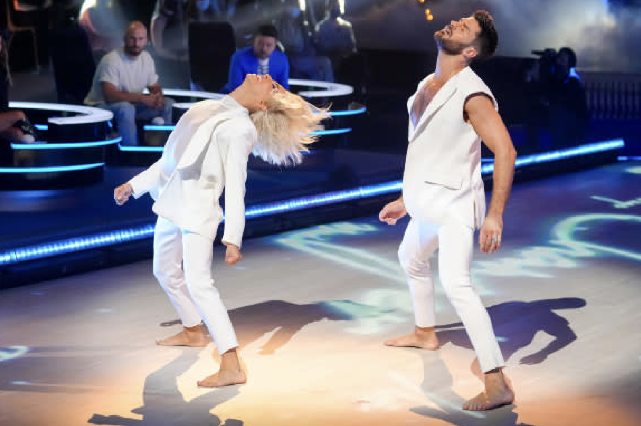 Danse Avec Les Stars Bilal Hassani Et Jordan Mouillerac Ont Impressionne Pour Le Retour De L Emission Medialot