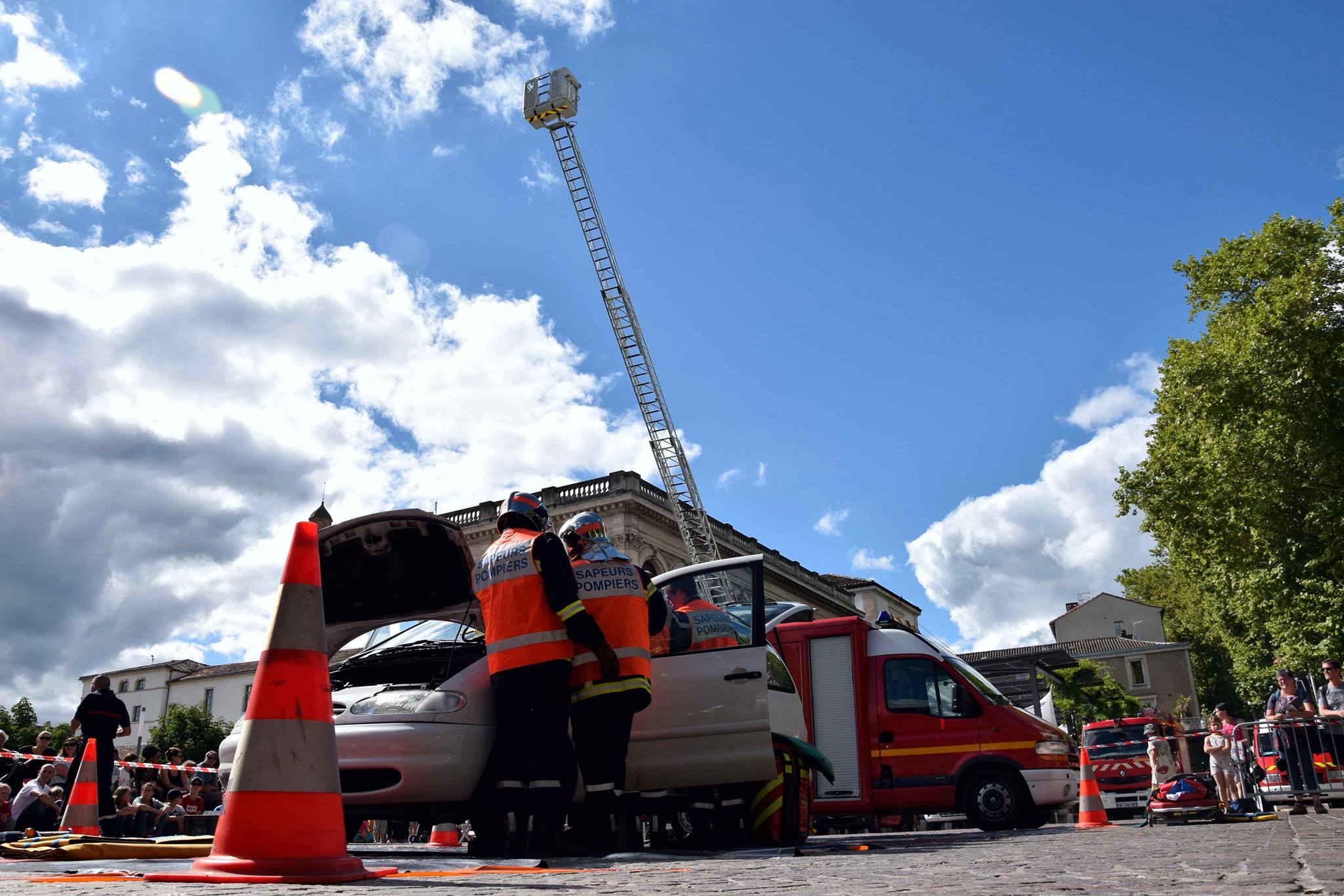 Cahors. Un nouveau camion-échelle pour les pompiers du Lot 