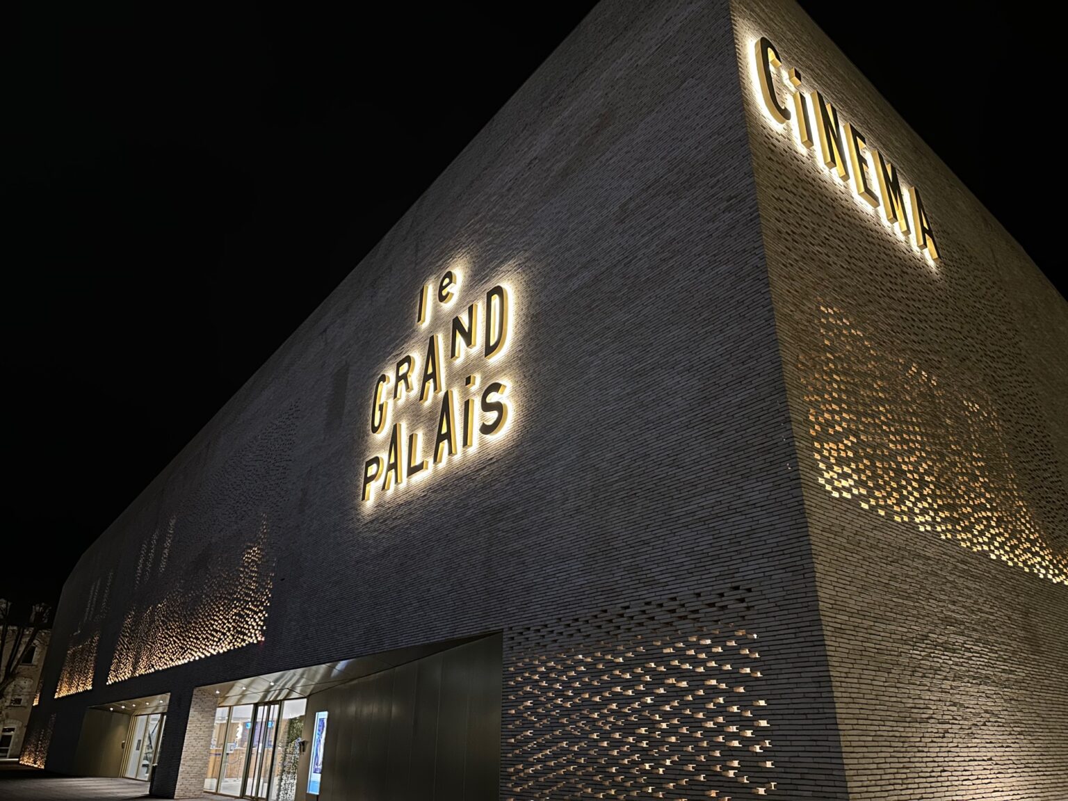 Cahors Le Grand Palais dans les