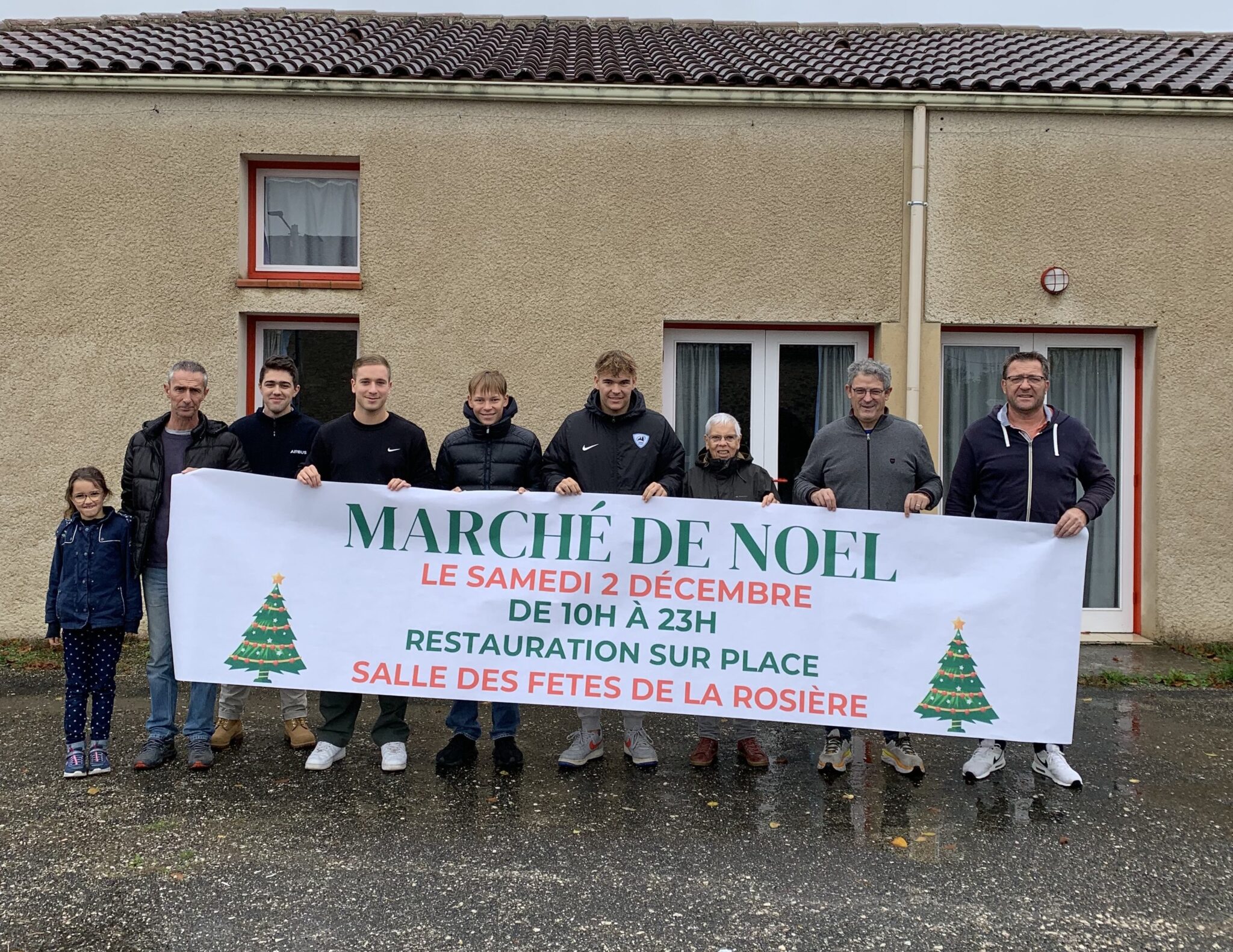 Cahors Le marché de Noël de La Rosière se prépare Medialot